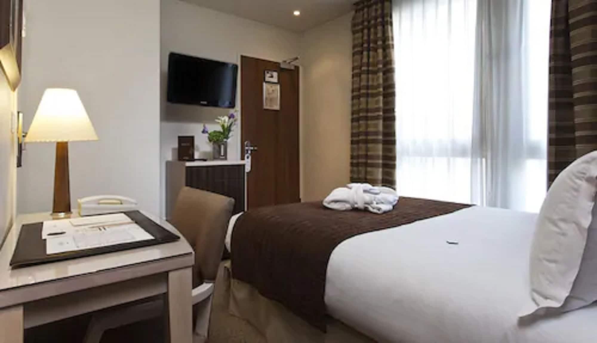 Hotel Le Pera Paris Værelse billede