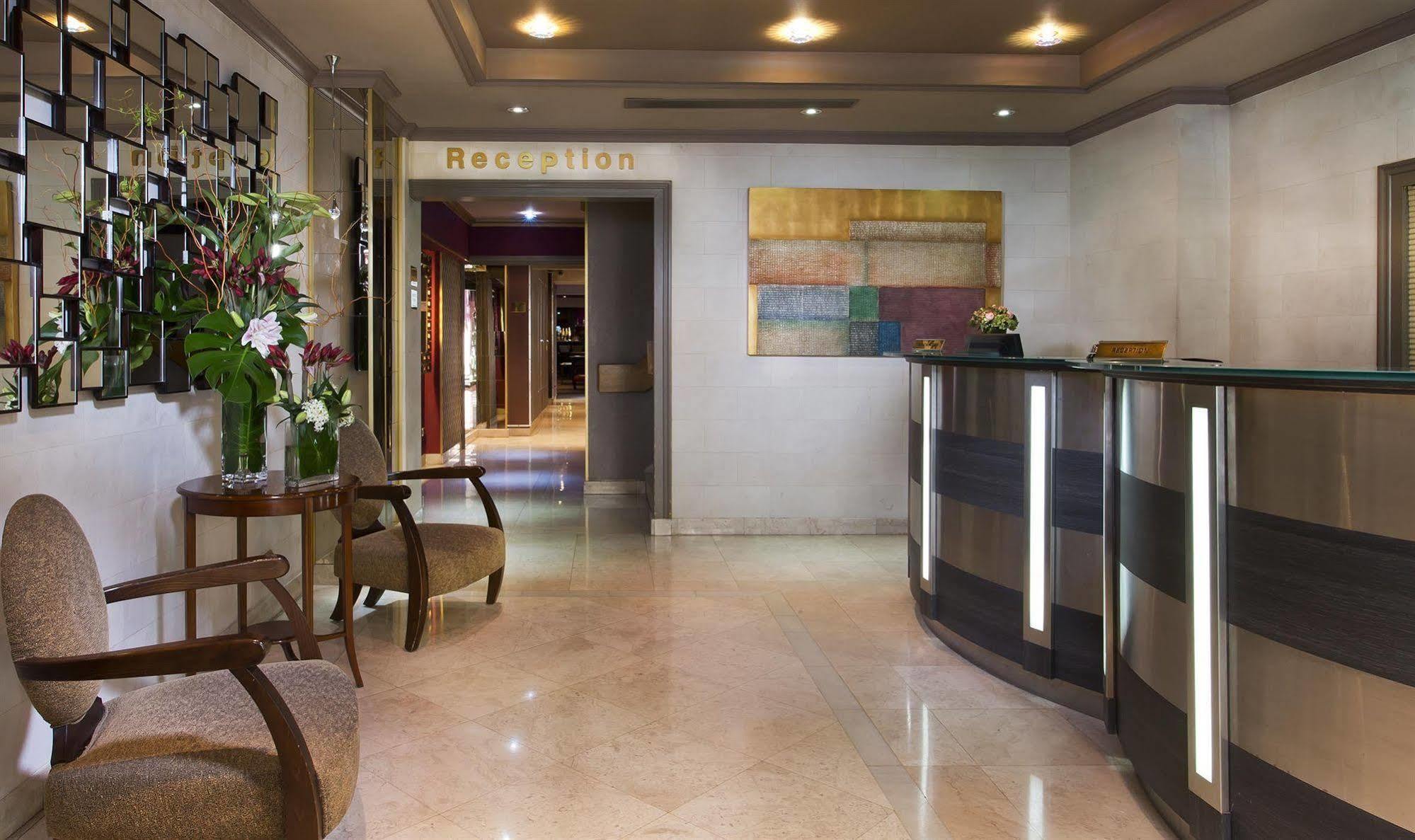 Hotel Le Pera Paris Eksteriør billede